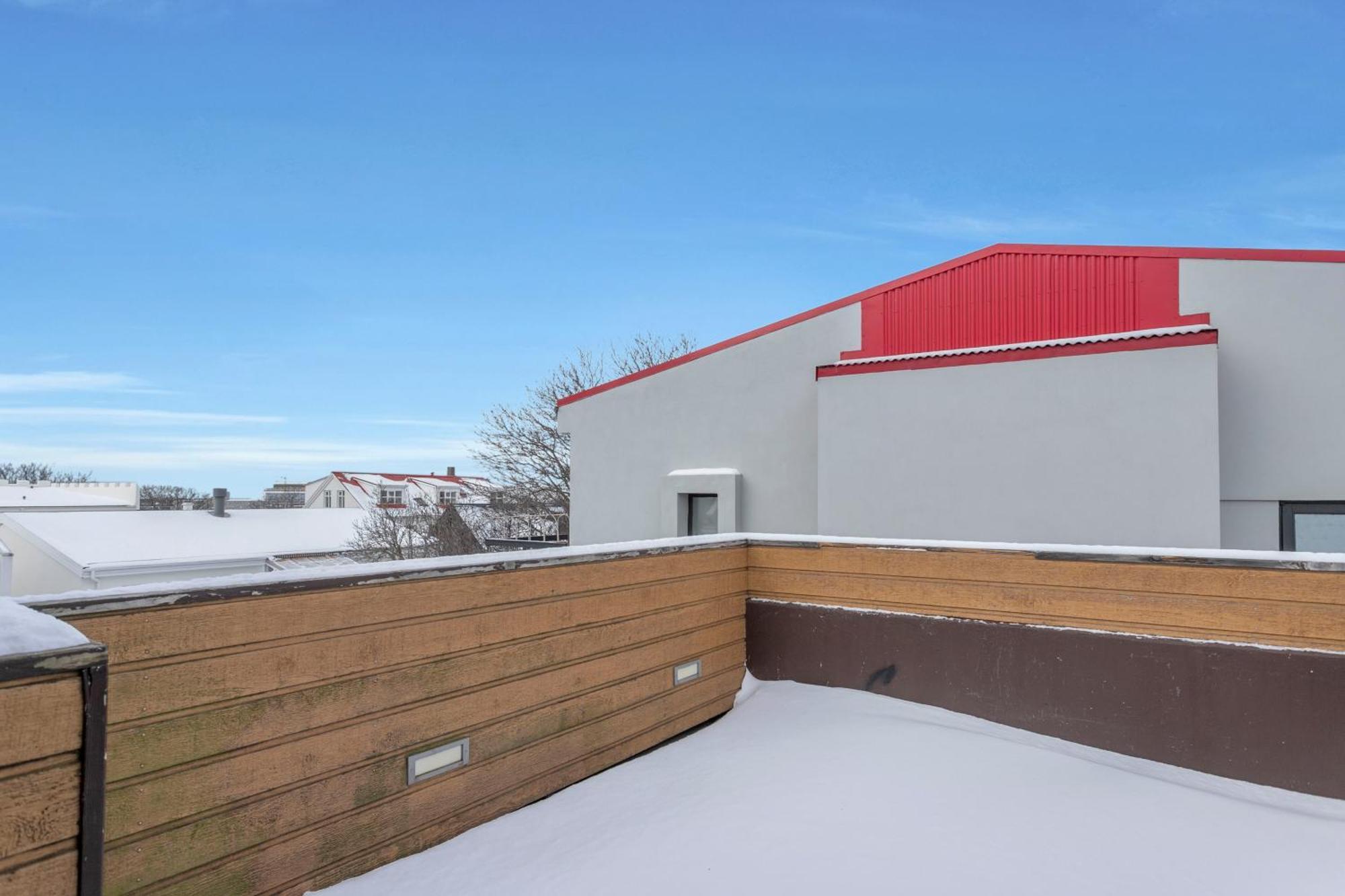 U16 By Stay In Iceland Reykjavík Exterior photo